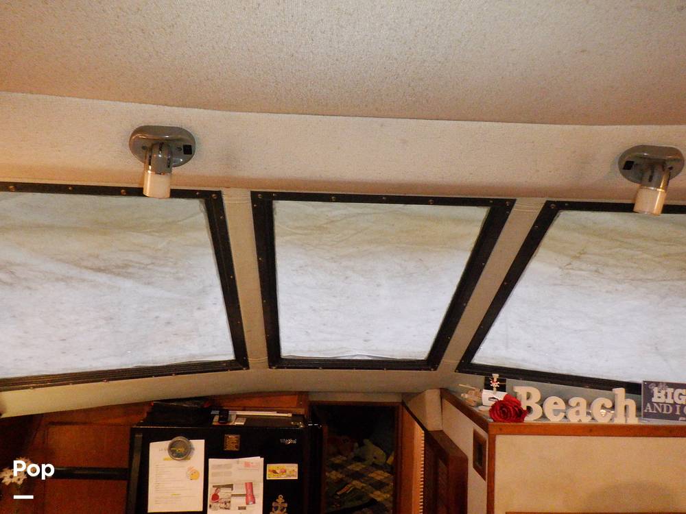 Slide: The Image of Sea Ray 440 Aft Cabin 1989 - 9950001