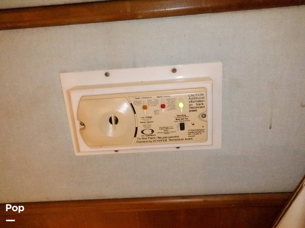 Slide: The Image of Sea Ray 440 Aft Cabin 1989 - 9950038