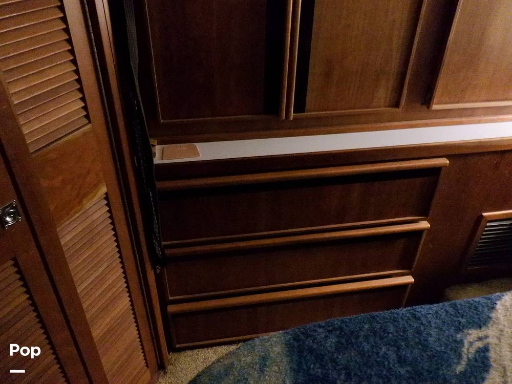 Slide: The Image of Sea Ray 440 Aft Cabin 1989 - 9950080