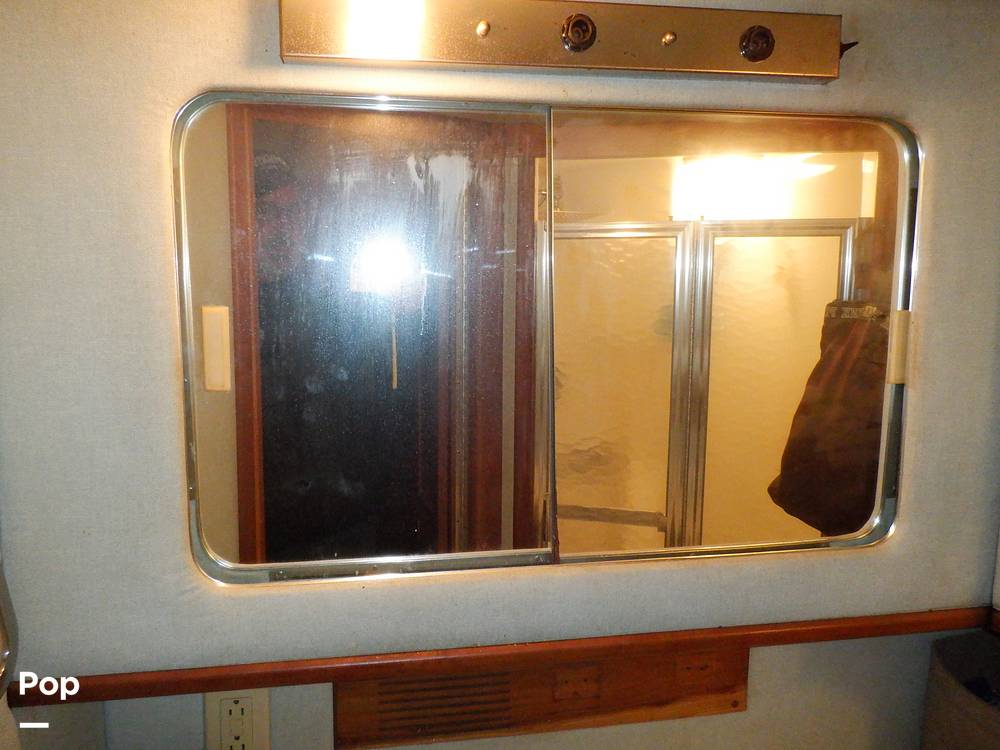 Slide: The Image of Sea Ray 440 Aft Cabin 1989 - 9950097