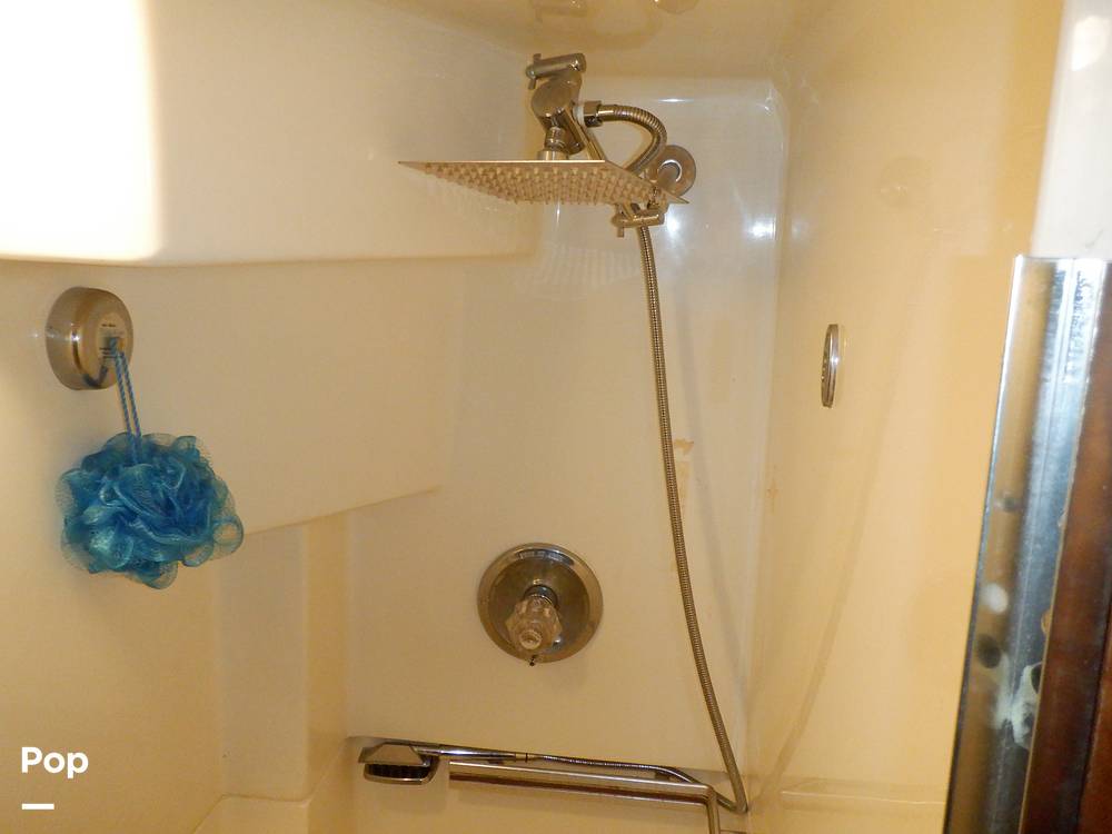 Slide: The Image of Sea Ray 440 Aft Cabin 1989 - 9950211