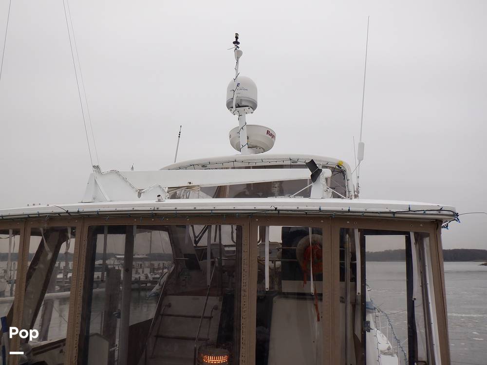 Slide: The Image of Sea Ray 440 Aft Cabin 1989 - 9950137