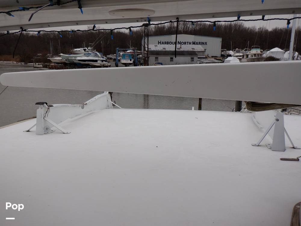 Slide: The Image of Sea Ray 440 Aft Cabin 1989 - 9950181