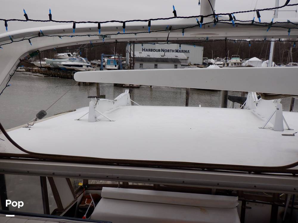Slide: The Image of Sea Ray 440 Aft Cabin 1989 - 9950183