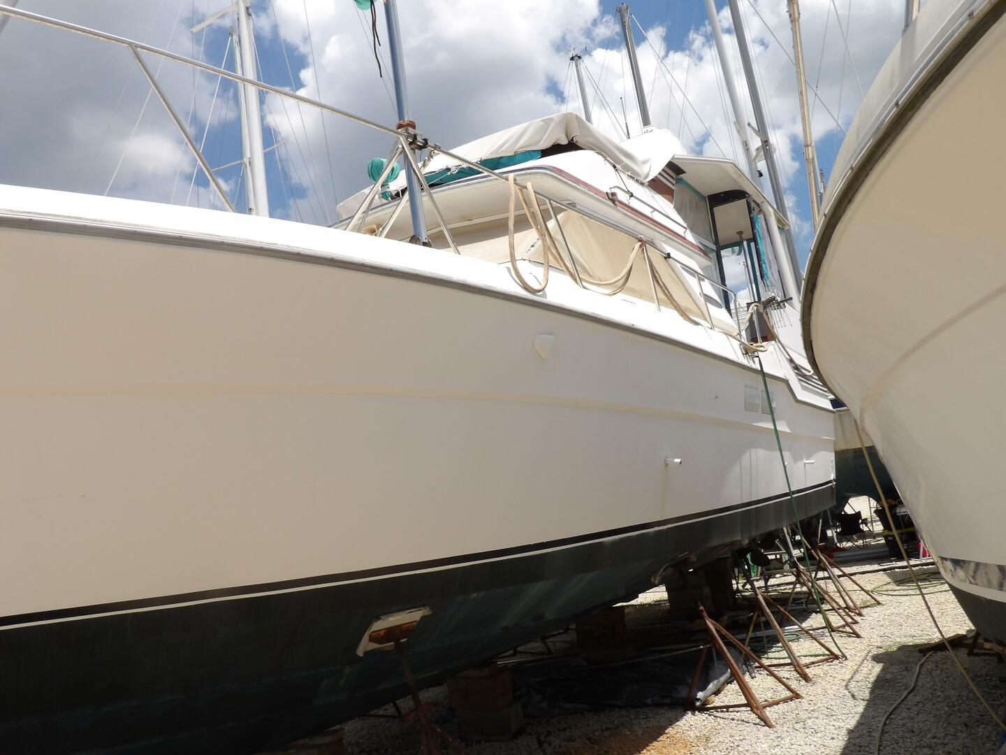 Slide: The Image of Sea Ray 440 Aft Cabin 1989 - 4578625