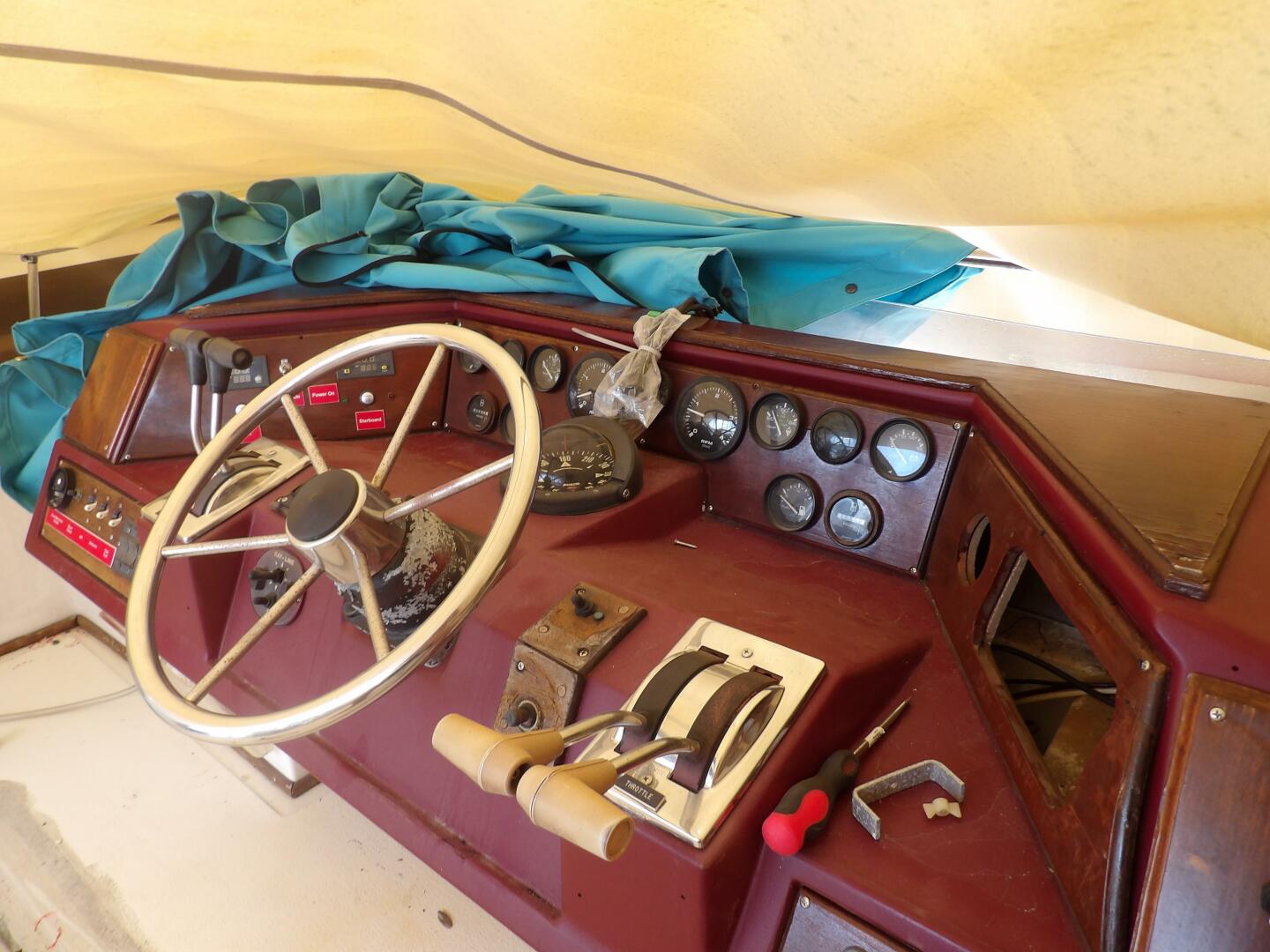 Slide: The Image of Sea Ray 440 Aft Cabin 1989 - 4578639