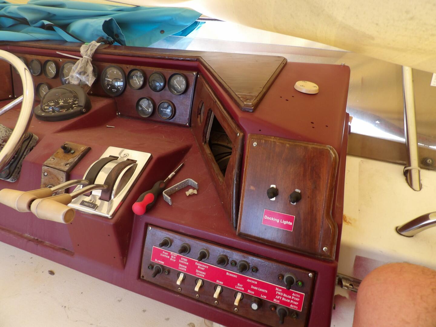 Slide: The Image of Sea Ray 440 Aft Cabin 1989 - 4578640