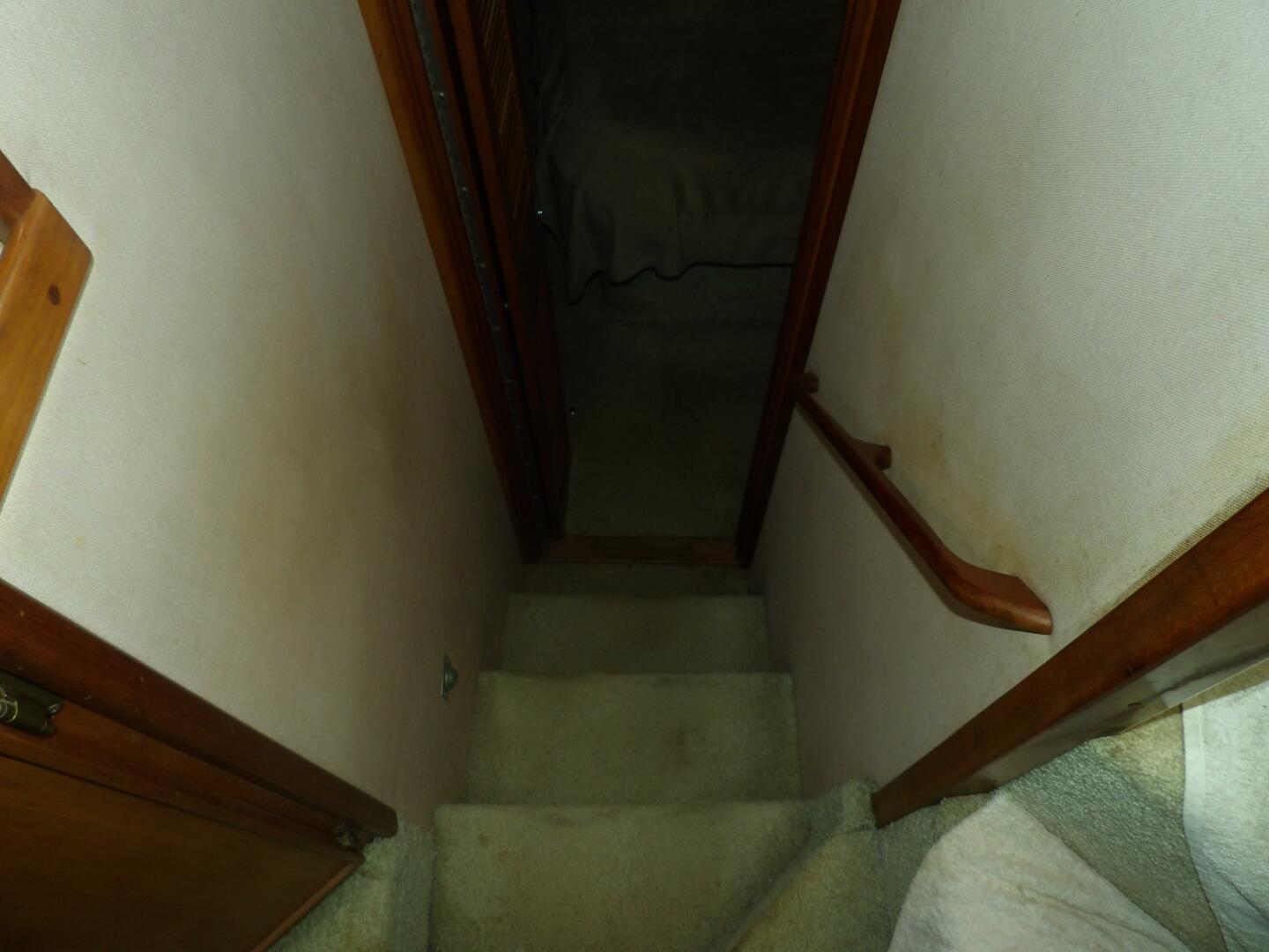 Slide: The Image of Sea Ray 440 Aft Cabin 1989 - 4578662