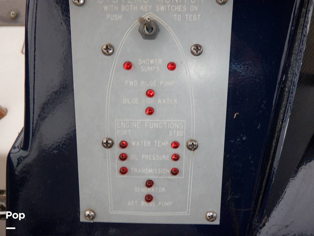 Slide: The Image of Sea Ray 440 Aft Cabin 1989 - 9950158