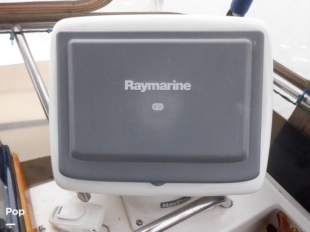Slide: The Image of Sea Ray 440 Aft Cabin 1989 - 9950161