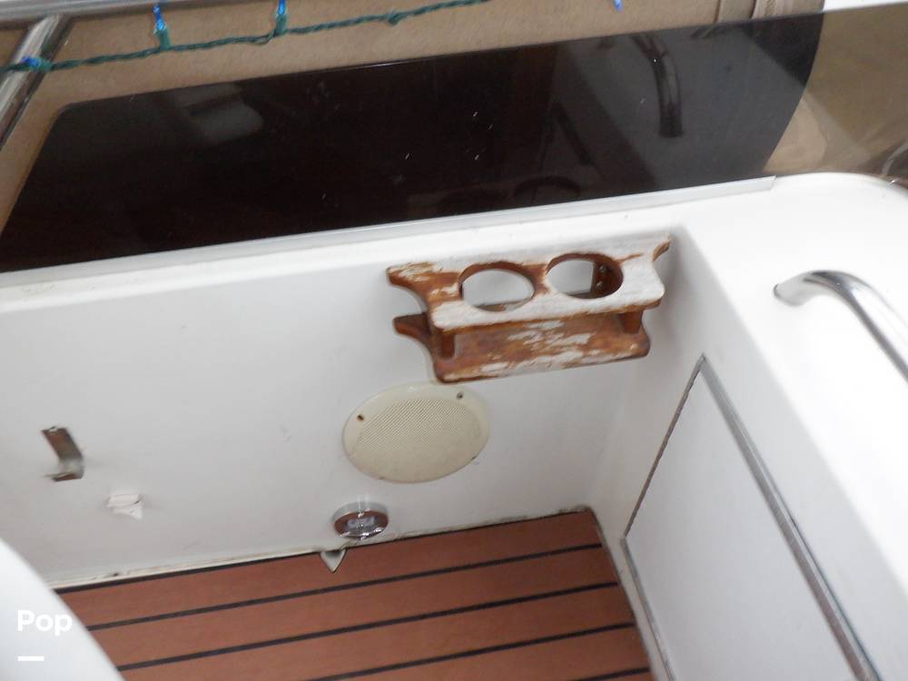 Slide: The Image of Sea Ray 440 Aft Cabin 1989 - 9950159