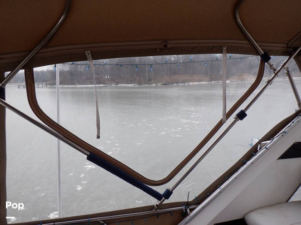 Slide: The Image of Sea Ray 440 Aft Cabin 1989 - 9950166