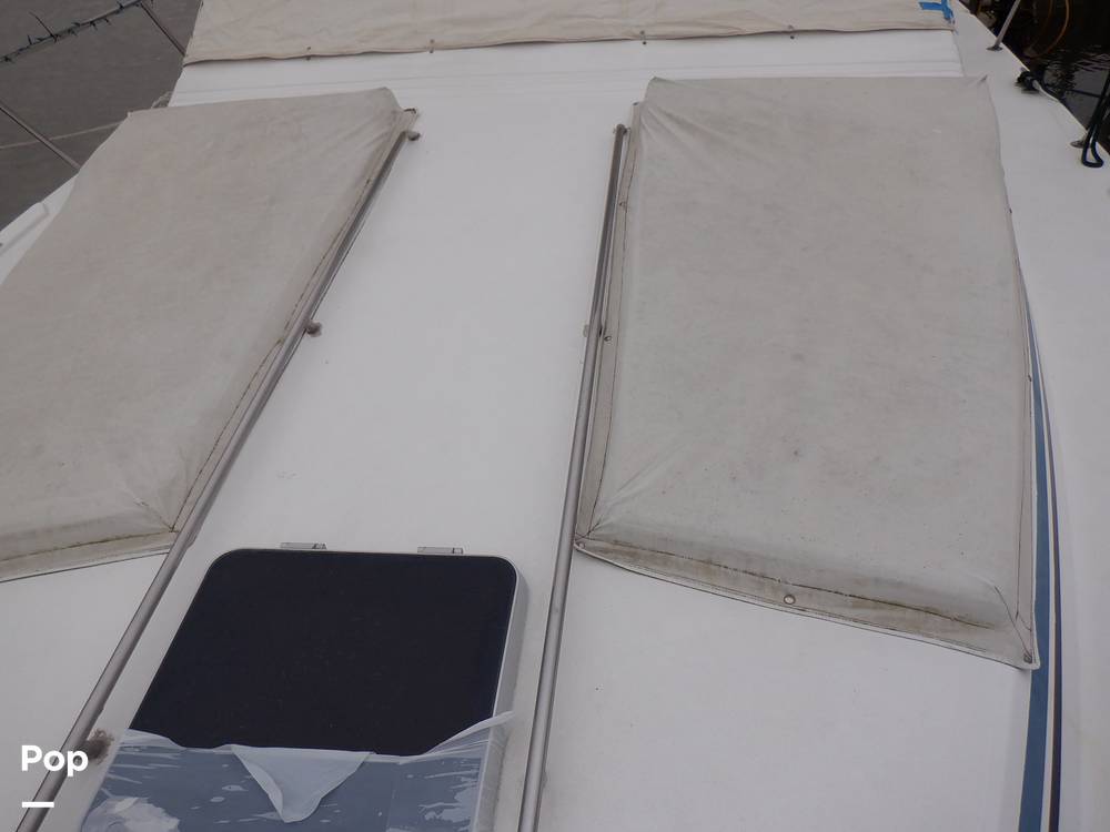 Slide: The Image of Sea Ray 440 Aft Cabin 1989 - 9950125
