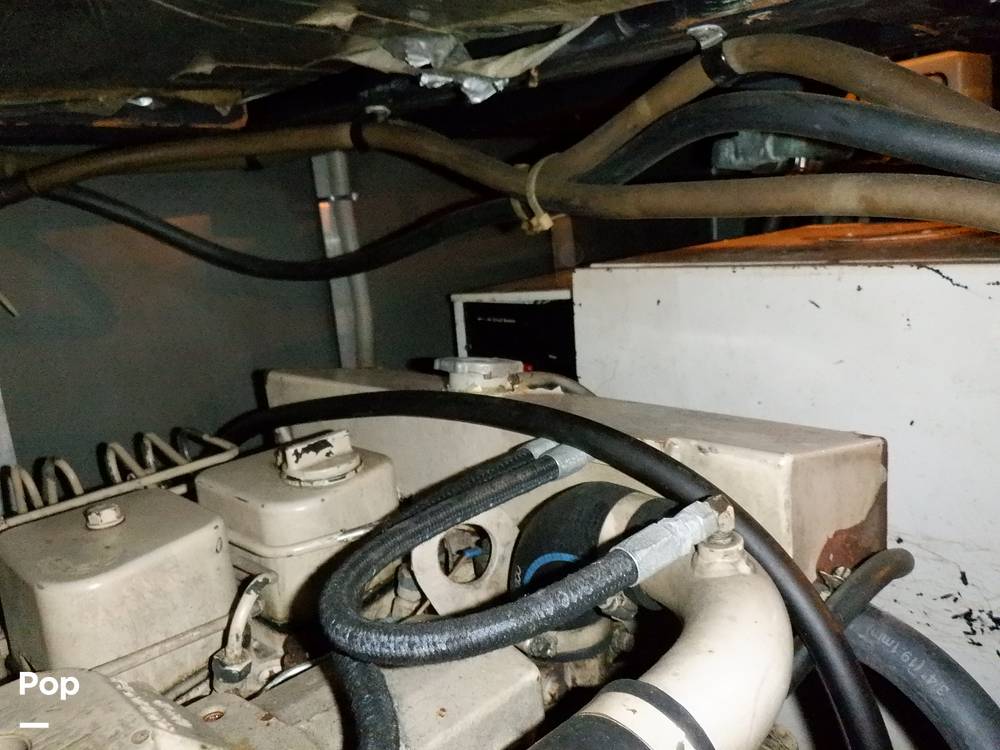 Slide: The Image of Sea Ray 440 Aft Cabin 1989 - 9950033