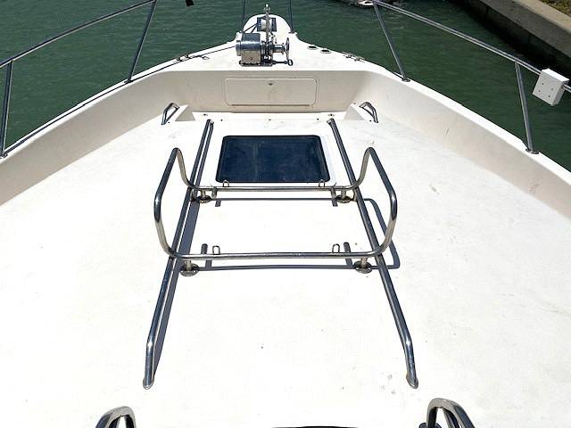 Slide: The Image of Sea Ray 440 Express Bridge 1996 - 15555452
