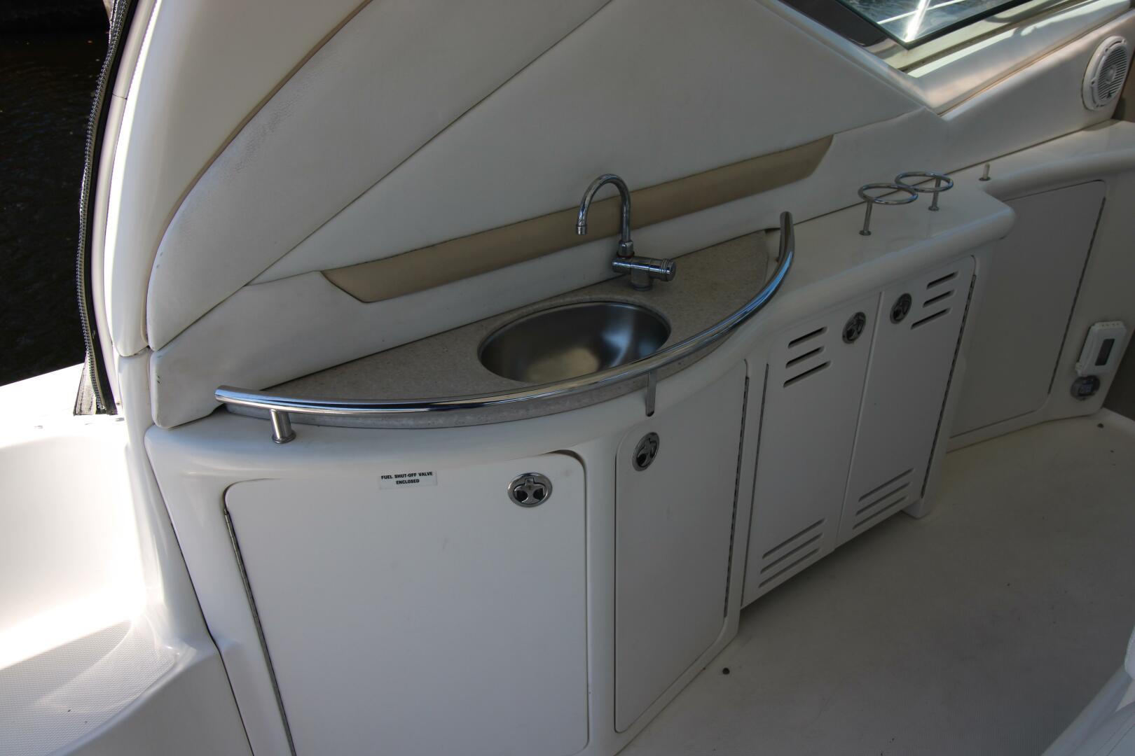 Slide: The Image of Sea Ray 440 Sundancer 2008 - 5130779