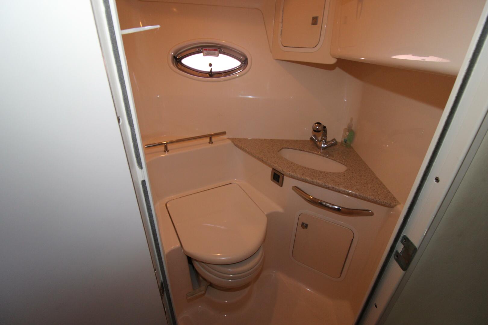 Slide: The Image of Sea Ray 440 Sundancer 2008 - 5130831