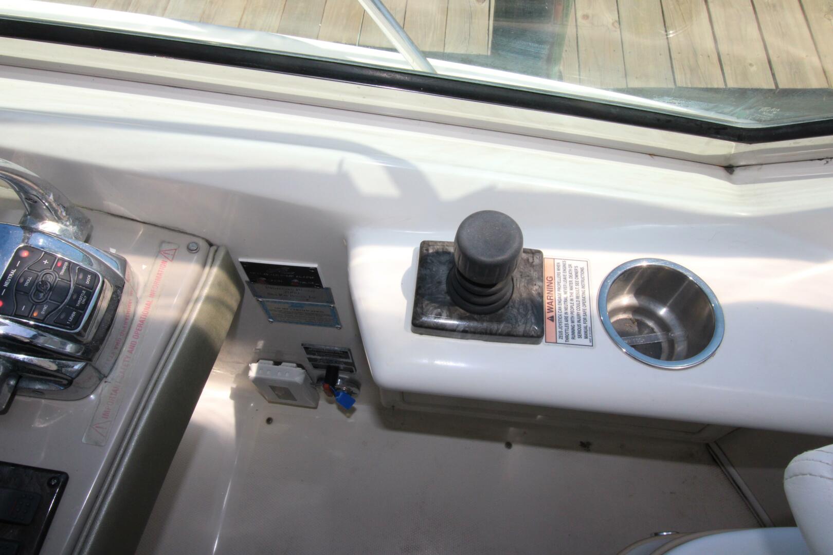 Slide: The Image of Sea Ray 440 Sundancer 2008 - 5130778