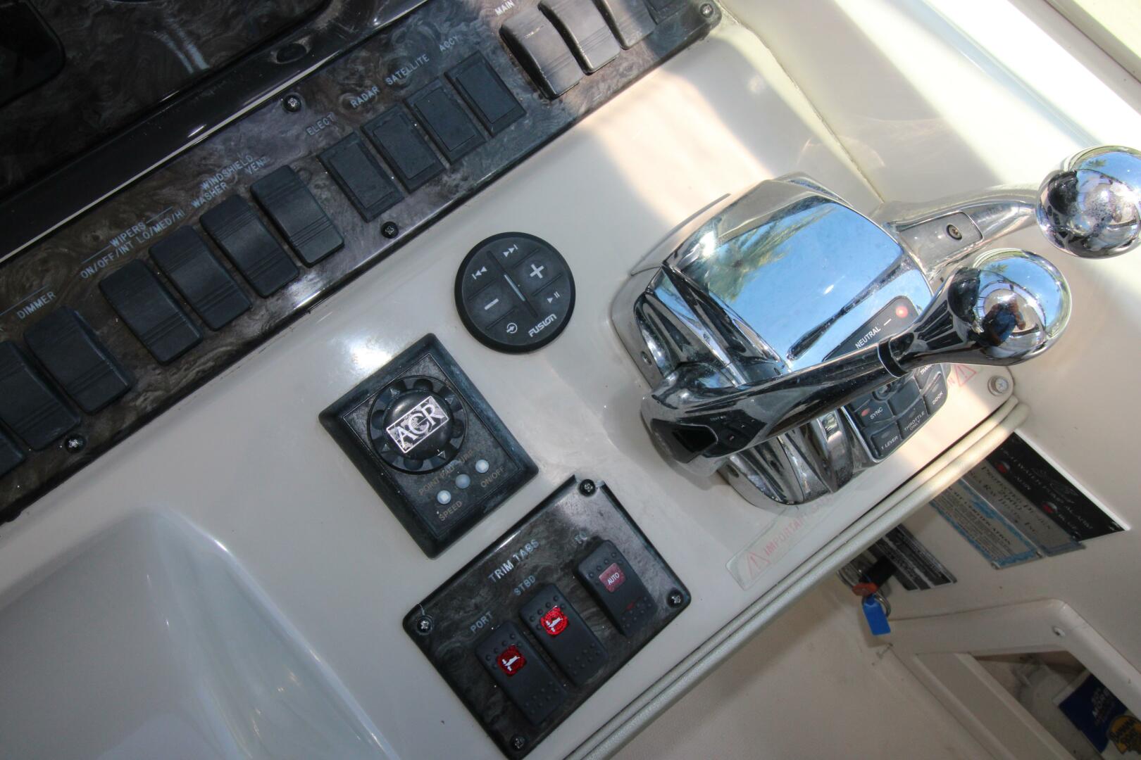 Slide: The Image of Sea Ray 440 Sundancer 2008 - 5130800