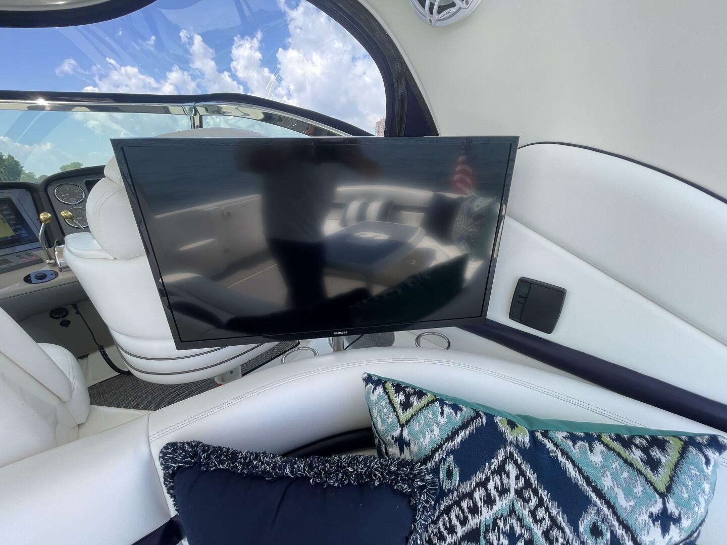 Slide: The Image of Sea Ray 44 Sundancer 2006 - 5476338