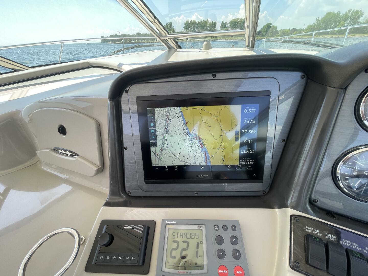 Slide: The Image of Sea Ray 44 Sundancer 2006 - 5476344