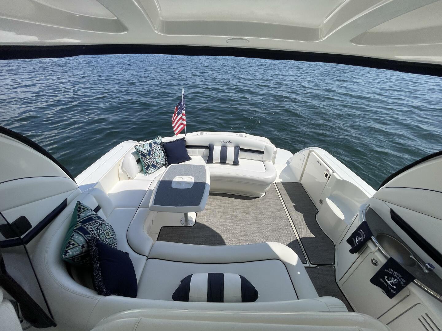 Slide: The Image of Sea Ray 44 Sundancer 2006 - 5476349