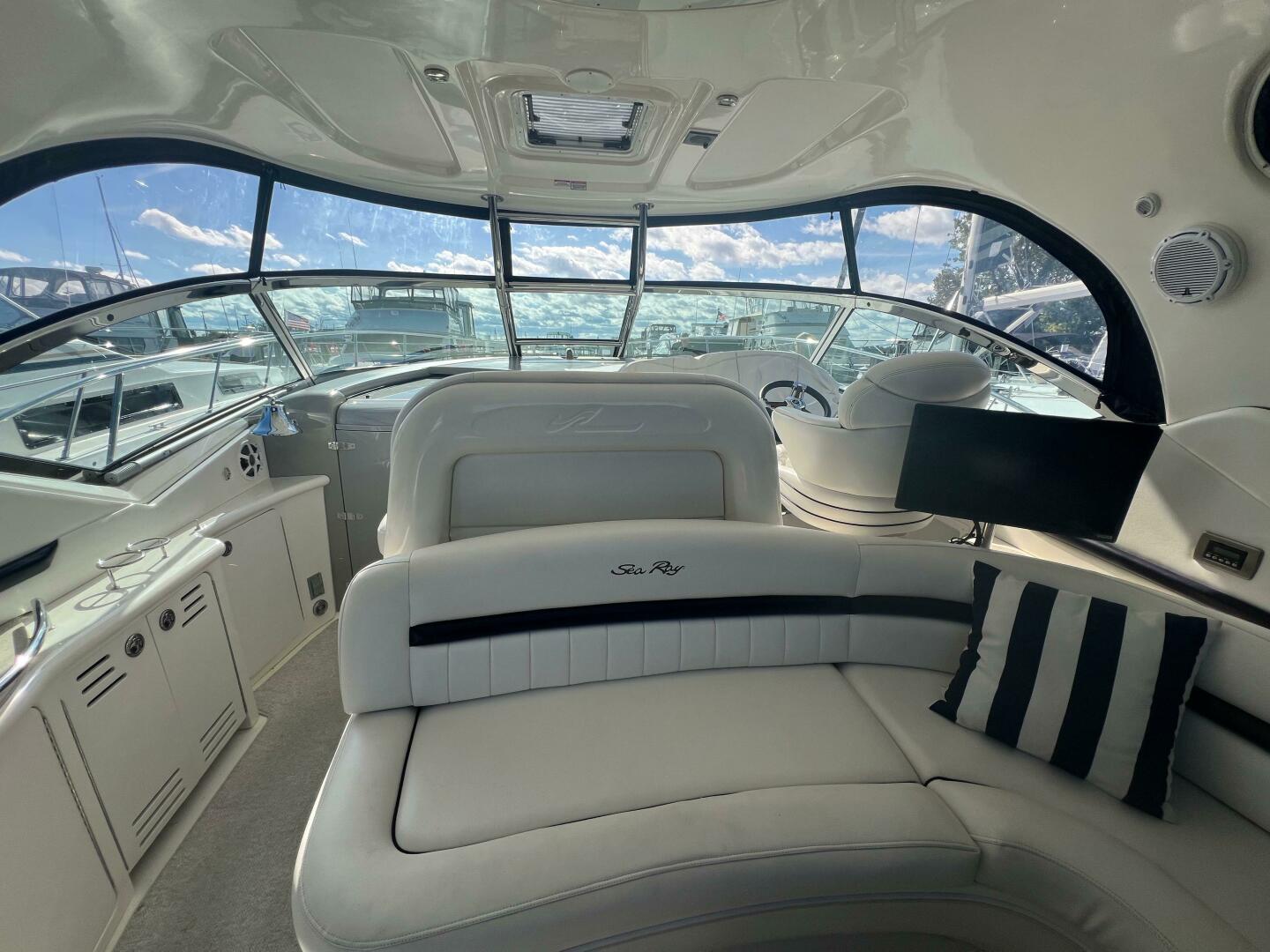 Slide: The Image of Sea Ray 44 Sundancer 2008 - 4772192
