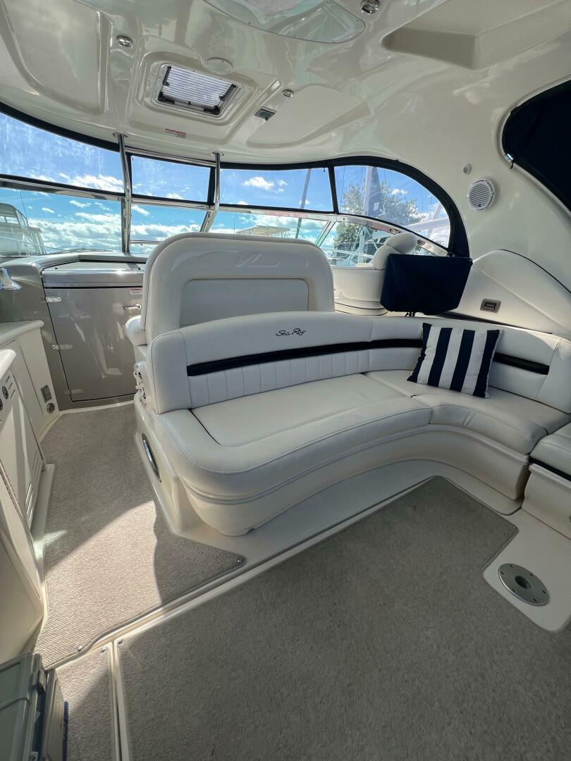 Slide: The Image of Sea Ray 44 Sundancer 2008 - 4772201