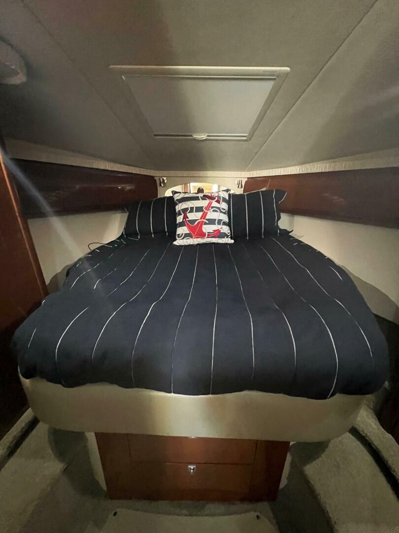 Slide: The Image of Sea Ray 44 Sundancer 2008 - 4772195