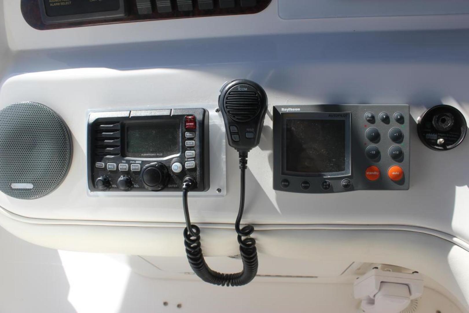 Slide: The Image of Sea Ray 450 Express Bridge 2002 - 3432745