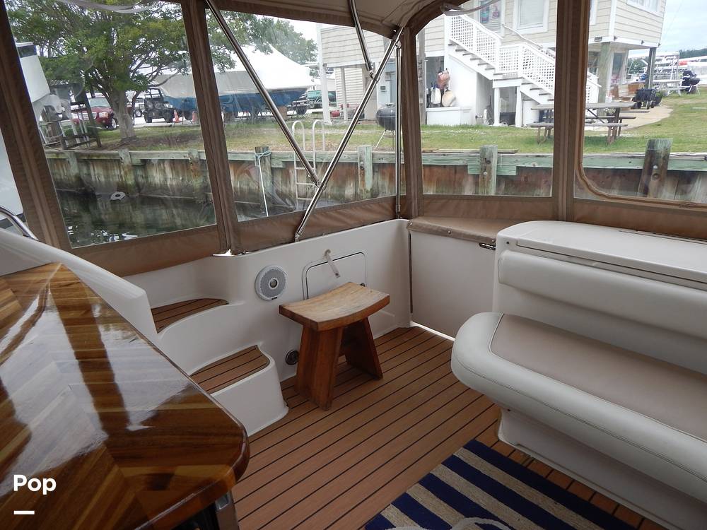 Slide: The Image of Sea Ray 450 Express Bridge 2003 - 15509247