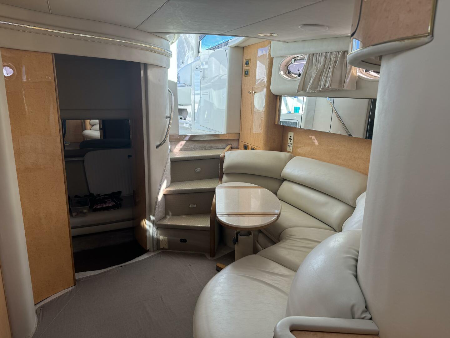 Slide: The Image of Sea Ray 450 Sundancer 1997 - 4732918