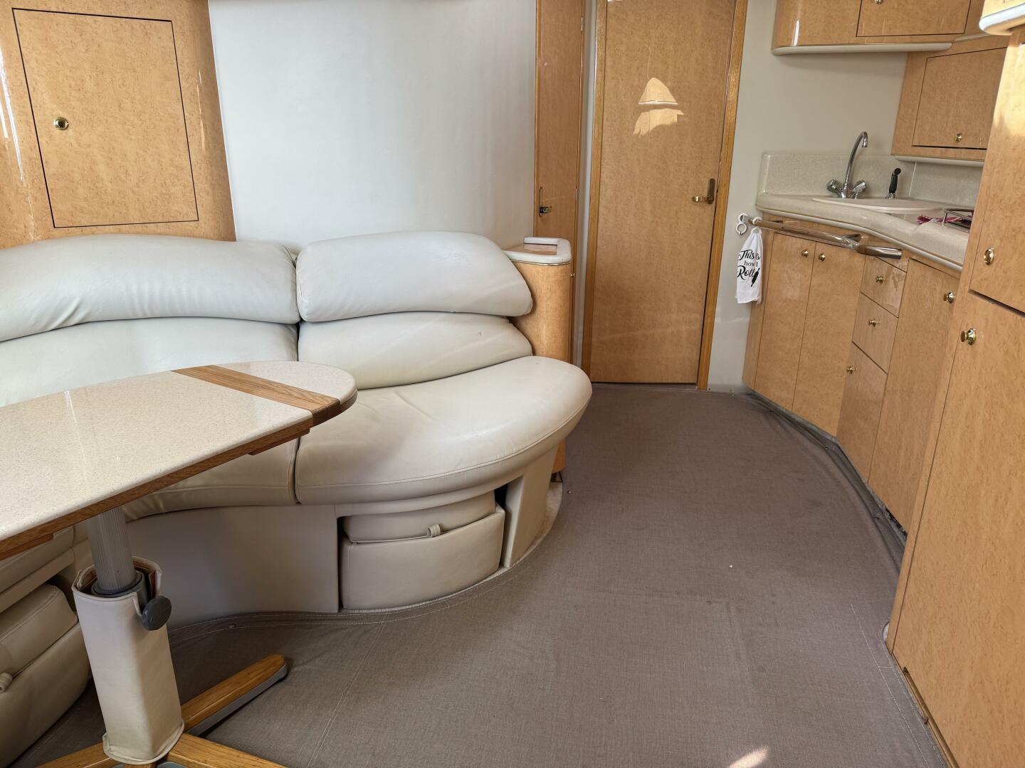 Slide: The Image of Sea Ray 450 Sundancer 1997 - 4732915