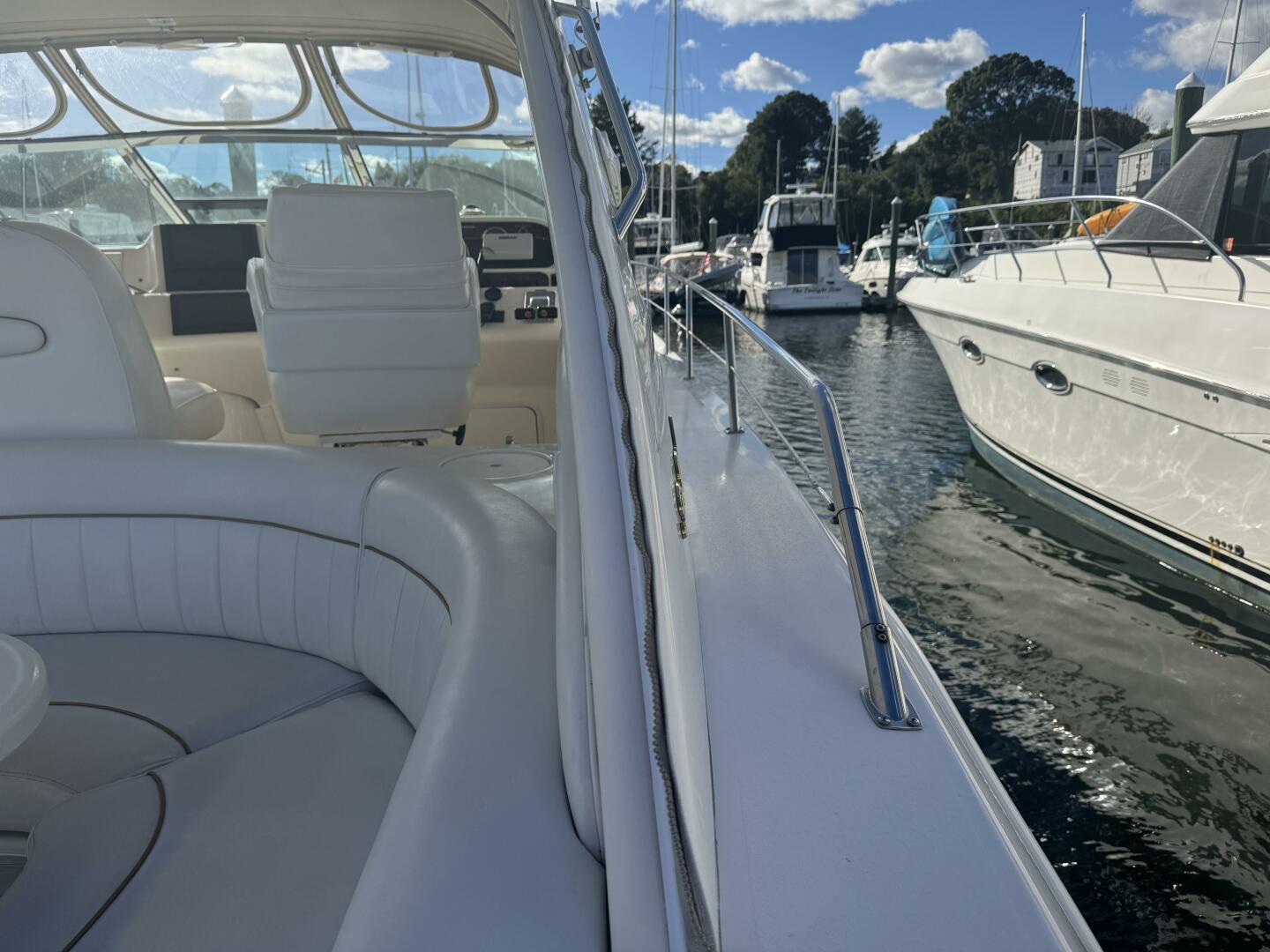 Slide: The Image of Sea Ray 450 Sundancer 1997 - 4732928