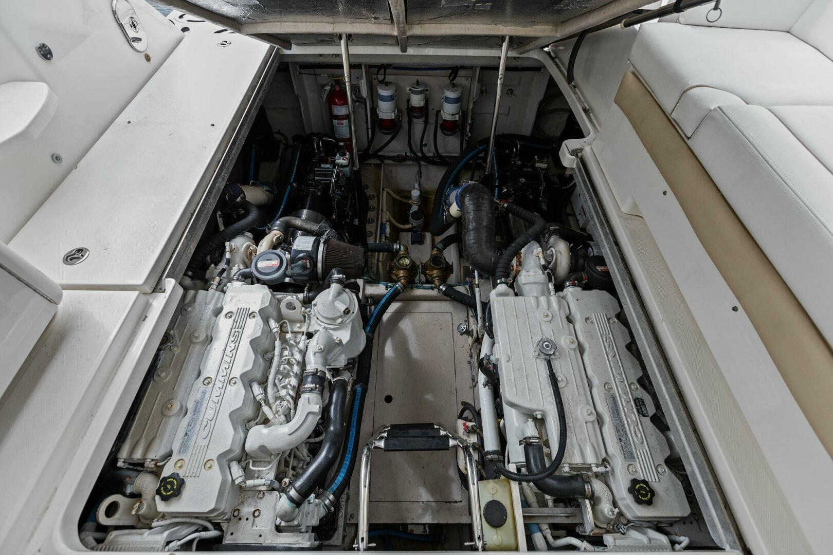 Slide: The Image of 2010 45 Sea Ray Sundancer - Engine Room - 4642279