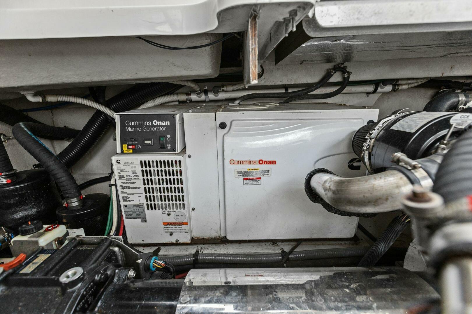 Slide: The Image of 2010 45 Sea Ray Sundancer - Engine Room - 4642280