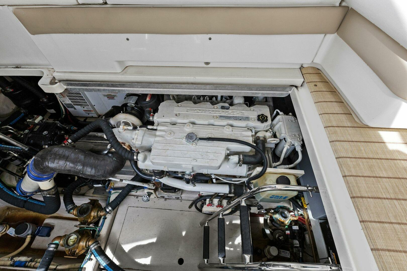 Slide: The Image of 2010 45 Sea Ray Sundancer - Engine Room - 4642283