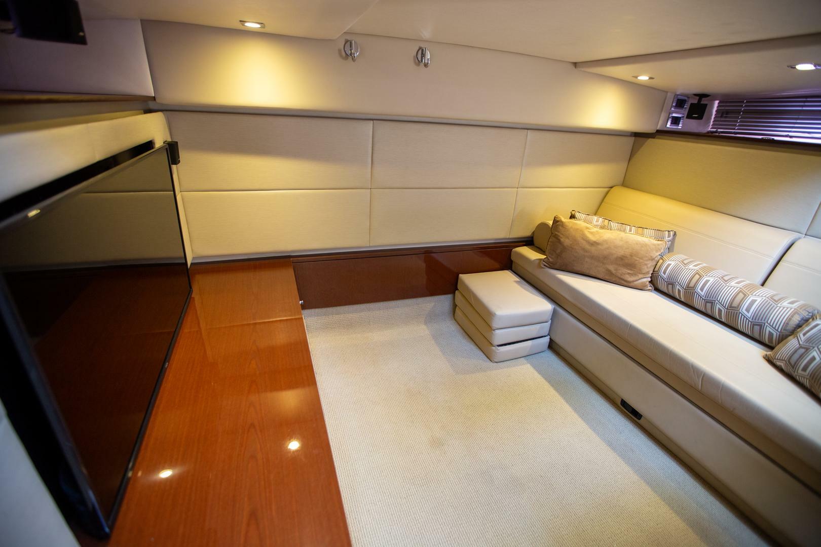 Slide: The Image of Sea Ray 450 Sundancer 2015 - 5385557