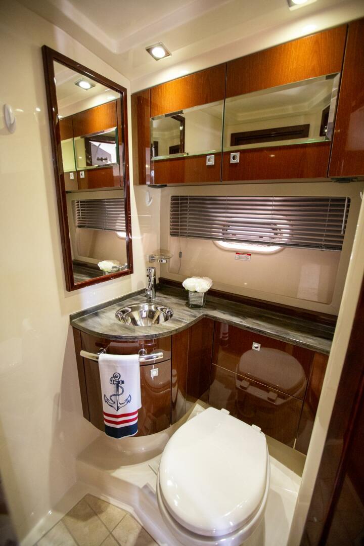 Slide: The Image of Sea Ray 450 Sundancer 2015 - 5385558
