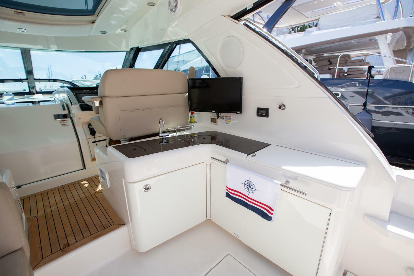 Slide: The Image of Sea Ray 450 Sundancer 2015 - 5385568