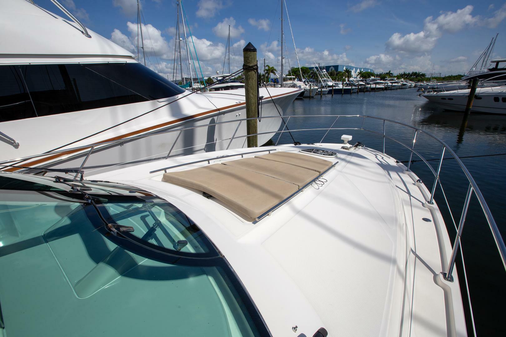 Slide: The Image of Sea Ray 450 Sundancer 2015 - 5385570