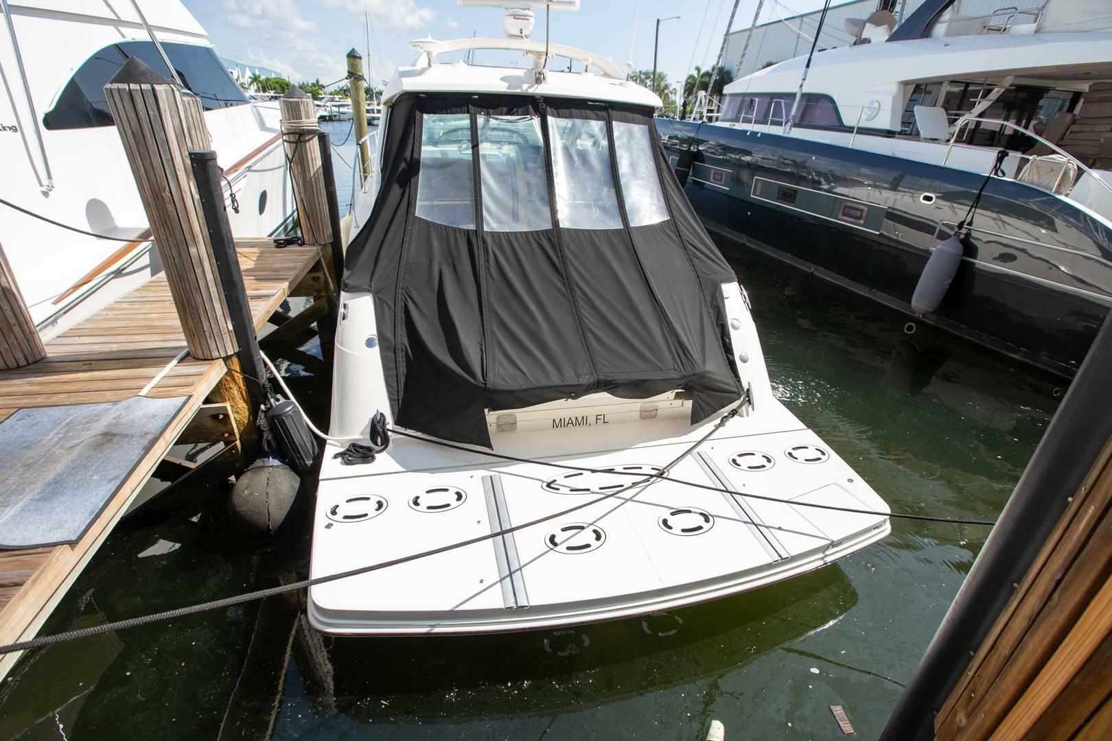 Slide: The Image of Sea Ray 450 Sundancer 2015 - 5385572