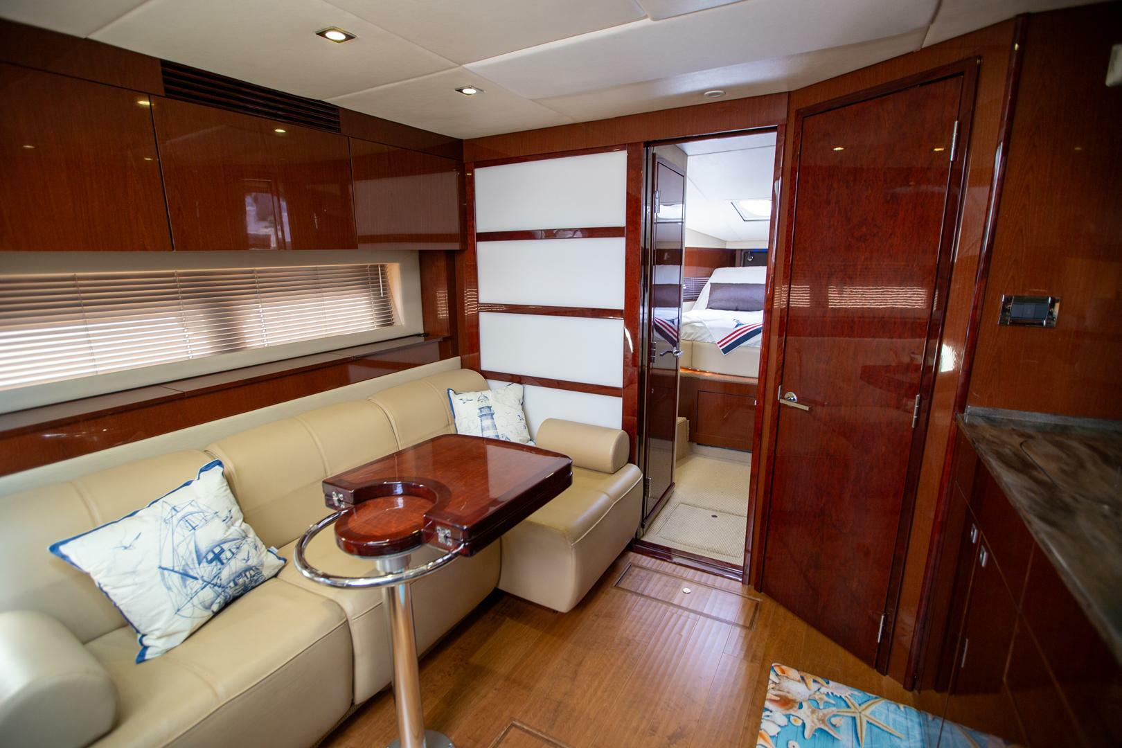 Slide: The Image of Sea Ray 450 Sundancer 2015 - 5385549