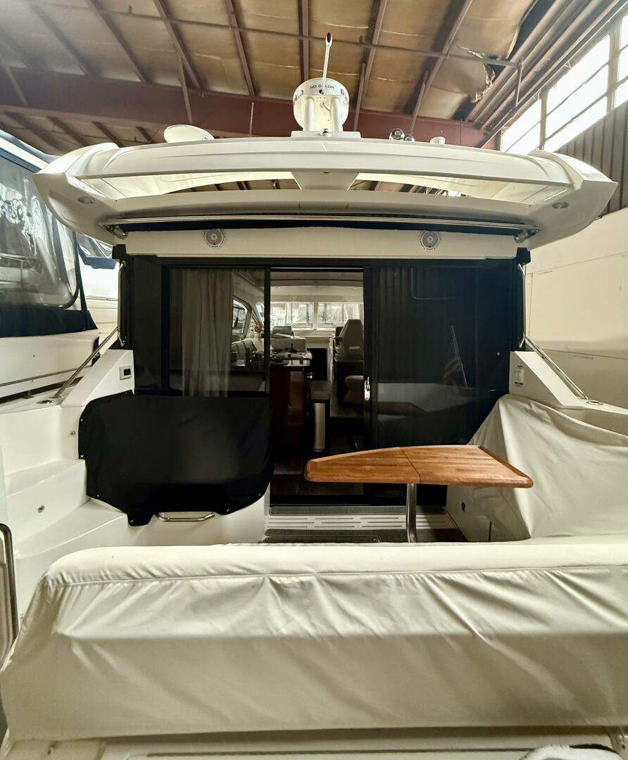 Slide: The Image of Sea Ray 46 2017 - 5257408