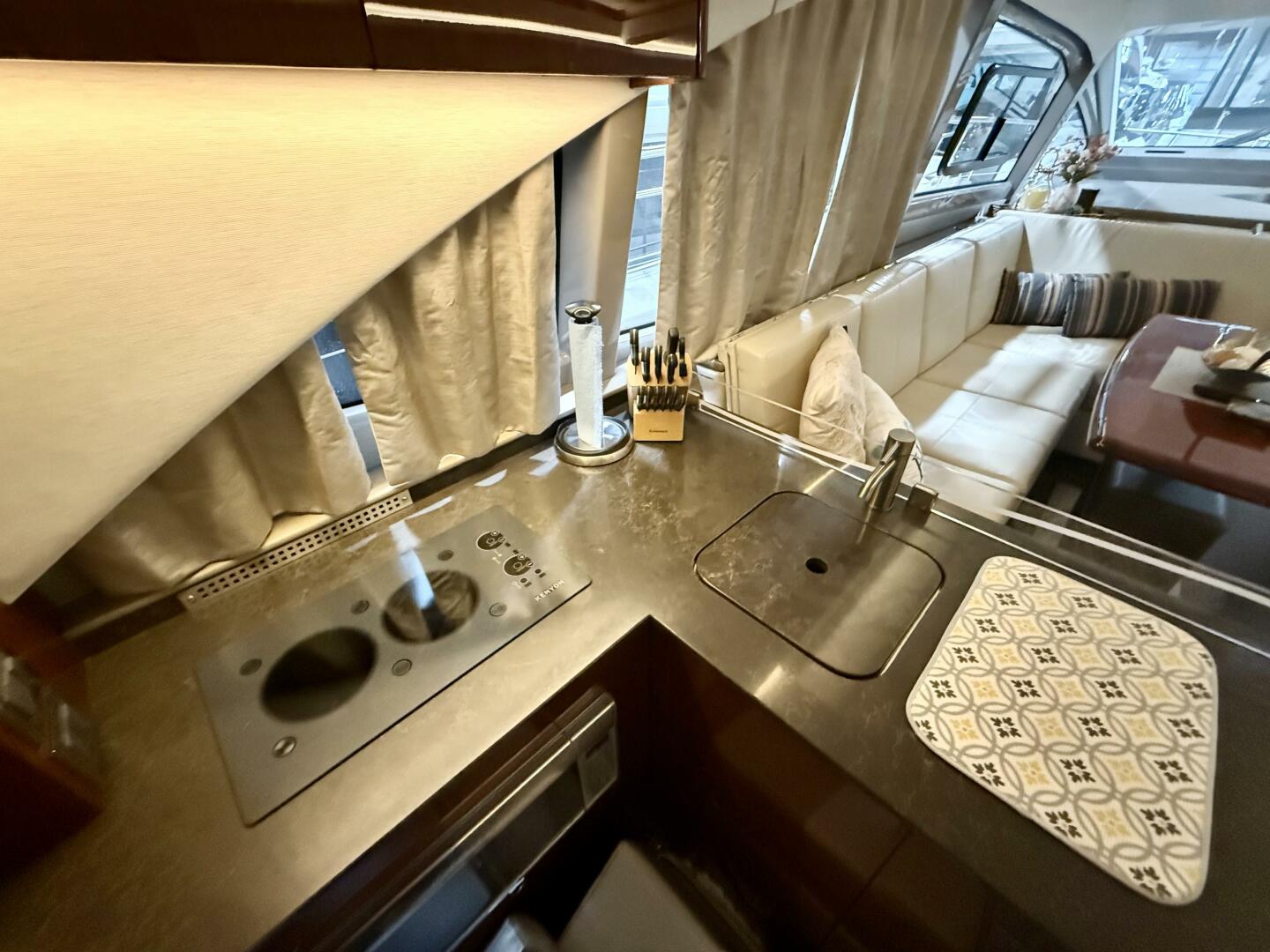 Slide: The Image of Sea Ray 46 2017 - 5257412