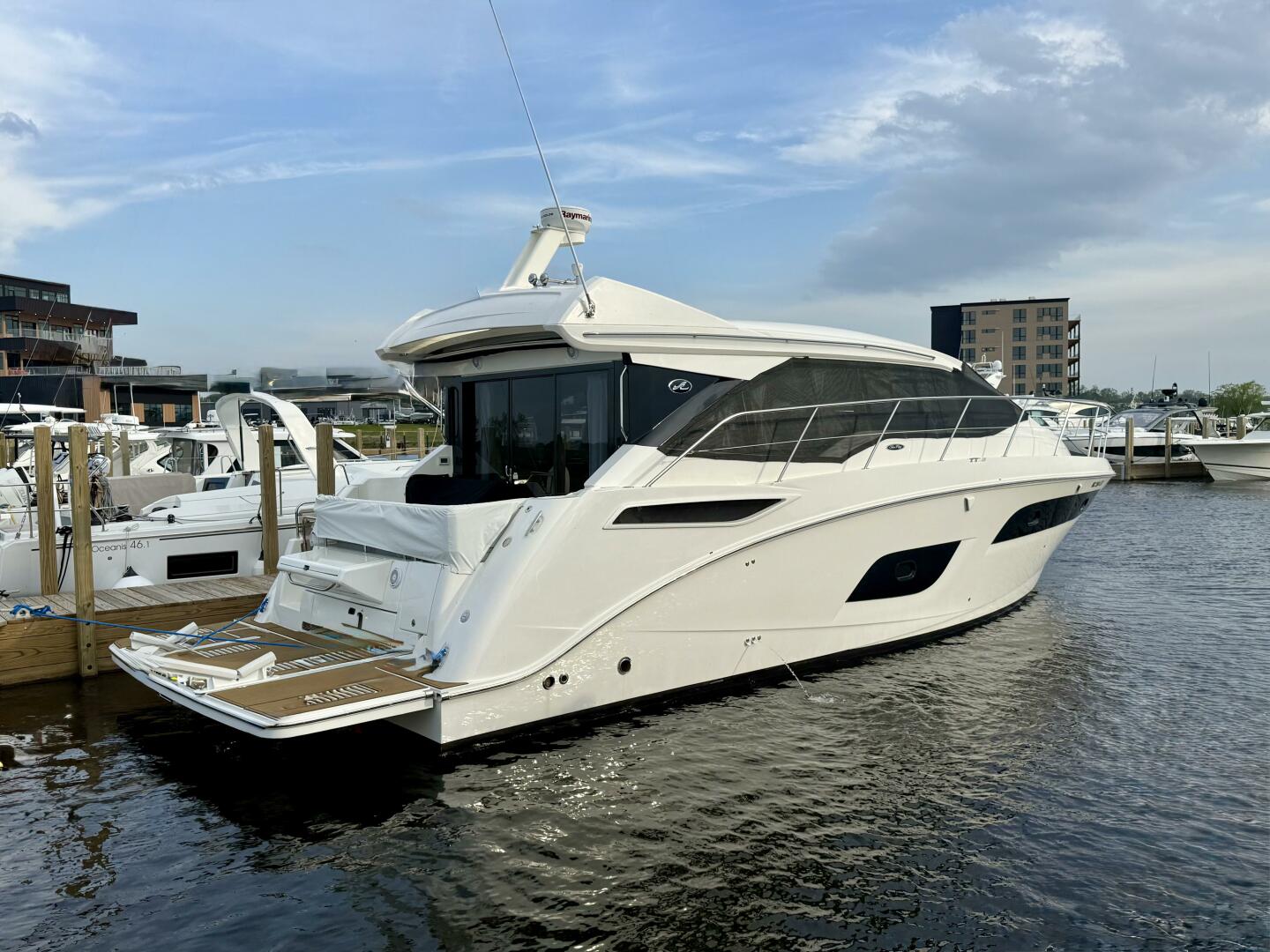 Slide: The Image of Sea Ray 46 2017 - 5315496