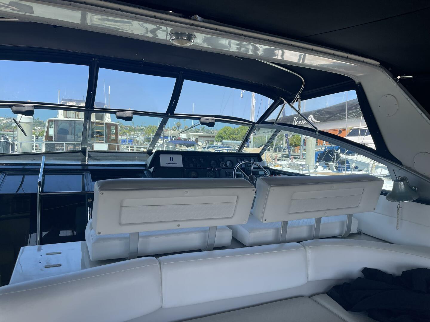 Slide: The Image of Sea Ray 460 Express Cruiser 1985 - 4578235