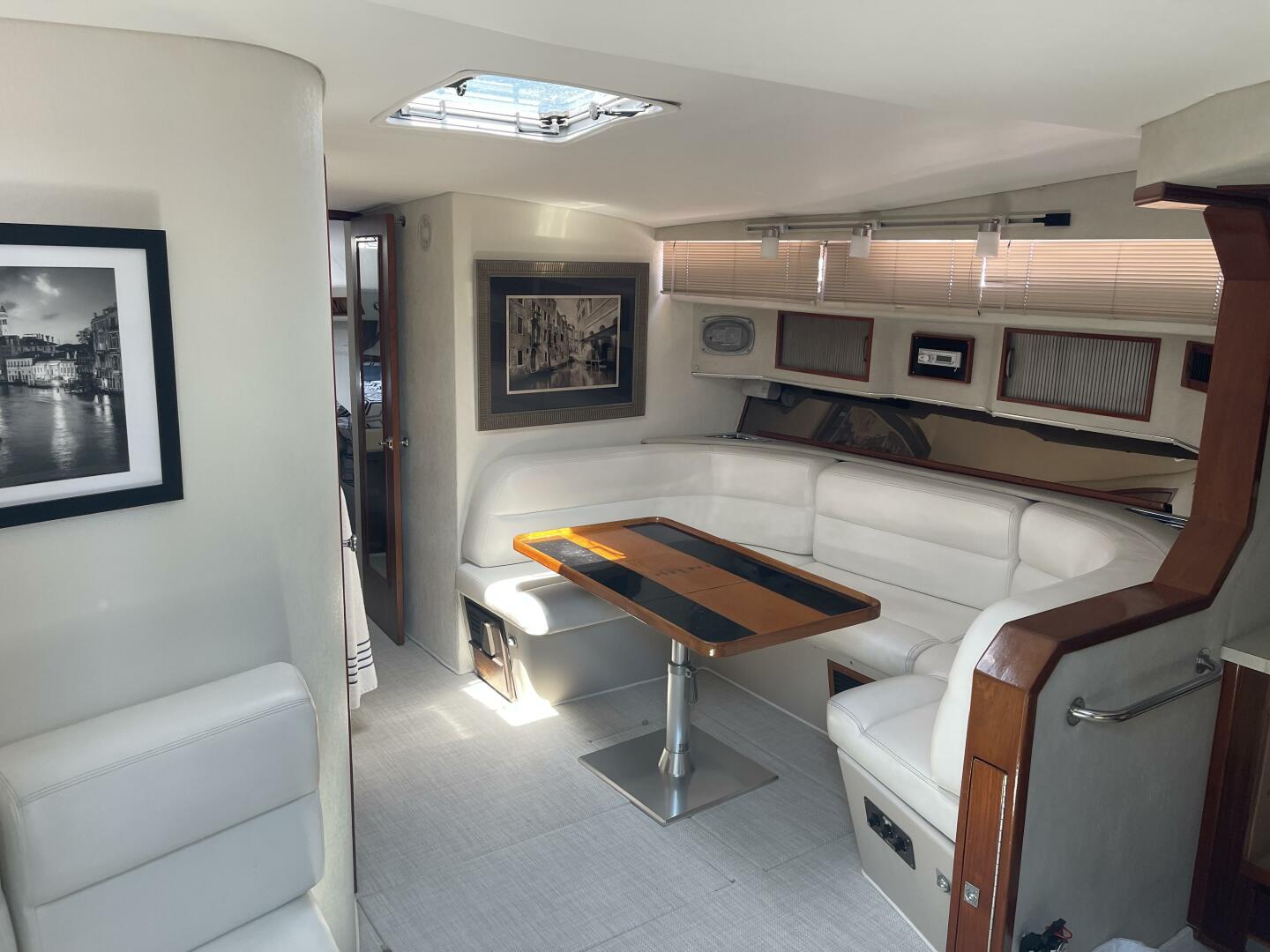 Slide: The Image of Sea Ray 460 Express Cruiser 1985 - 4578240