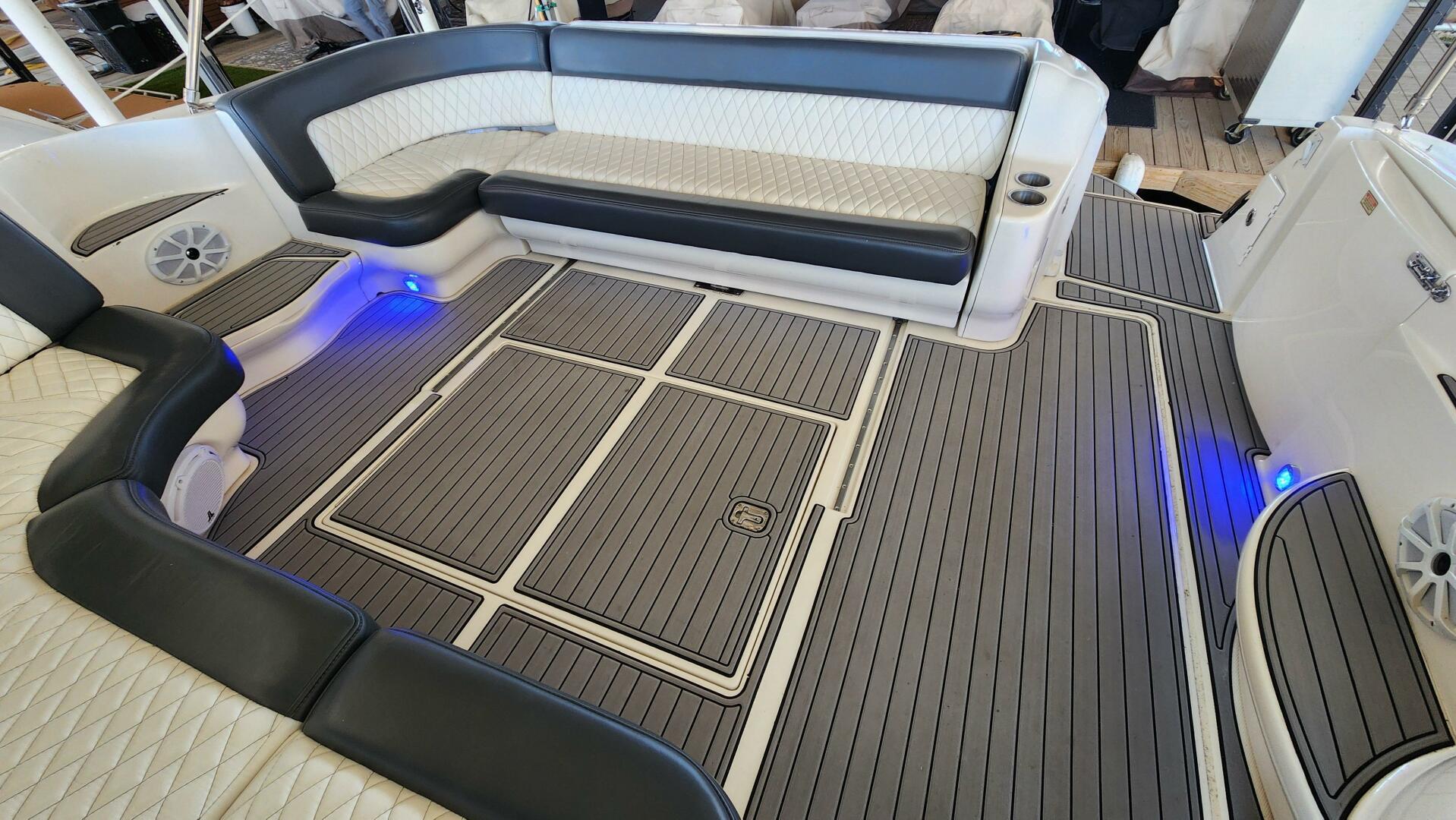Slide: The Image of 2000 Sea Ray 460 Sundancer Mona Lisa - 4826615