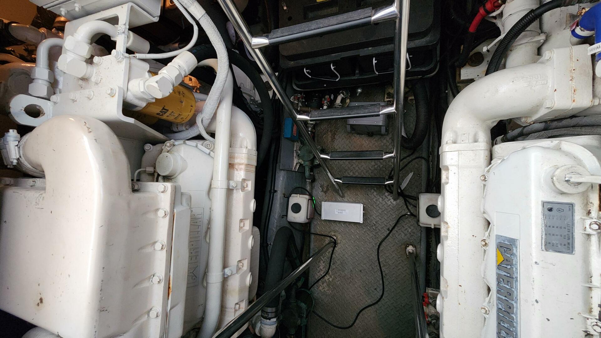 Slide: The Image of 2000 Sea Ray 460 Sundancer Mona Lisa - 4826626